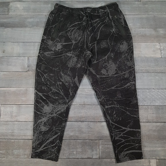 Nike Other - NIKE Sportswear Therma-FIT ADV Tech Fleece Pants Mens Size LARGE‎ Black Floral